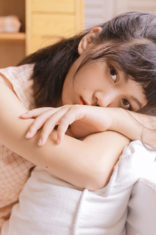 男朋友趴在两腿中间舔我知乎